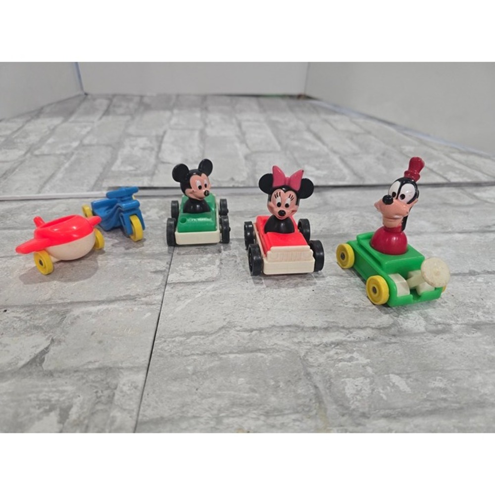 Illco Minnie Mickey Goofy Vehicles Plane 3" Plastic Vintage
